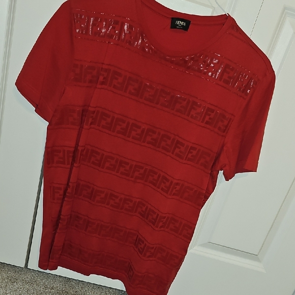 Fendi Bold Red Short Sleeve Tee - Picture 4 of 5
